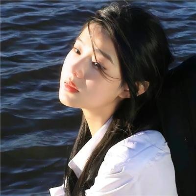 花圃里的蝴蝶